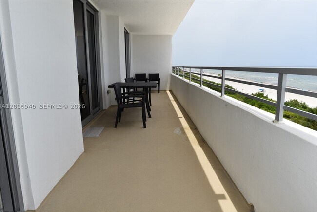 Building Photo - 5555 Collins Ave