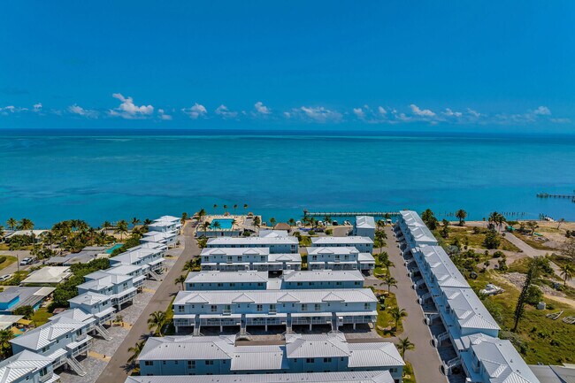 Building Photo - 10877 Overseas Hwy