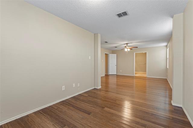 Building Photo - 5404 Pandale Valley Dr