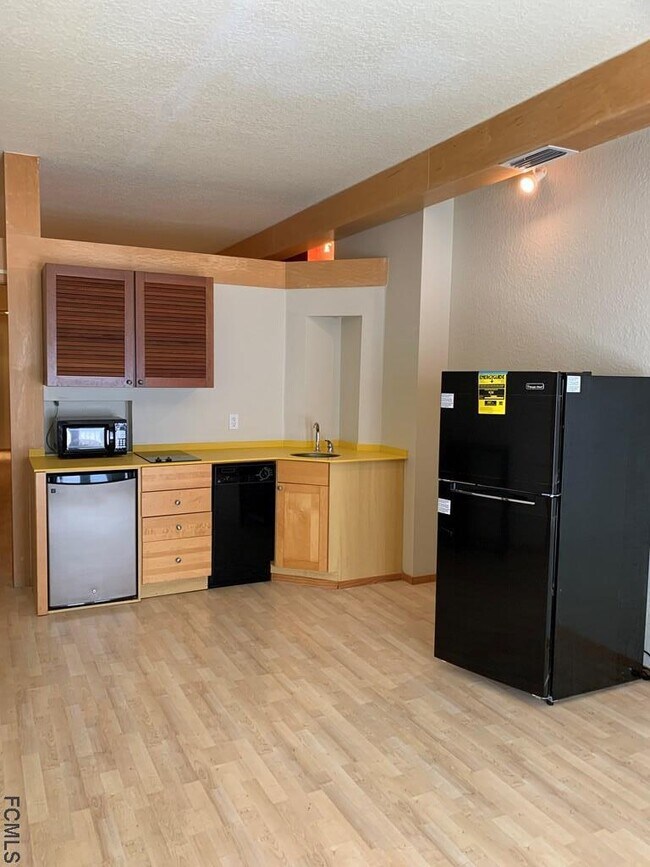 Building Photo - 101 Palm Harbor Pkwy