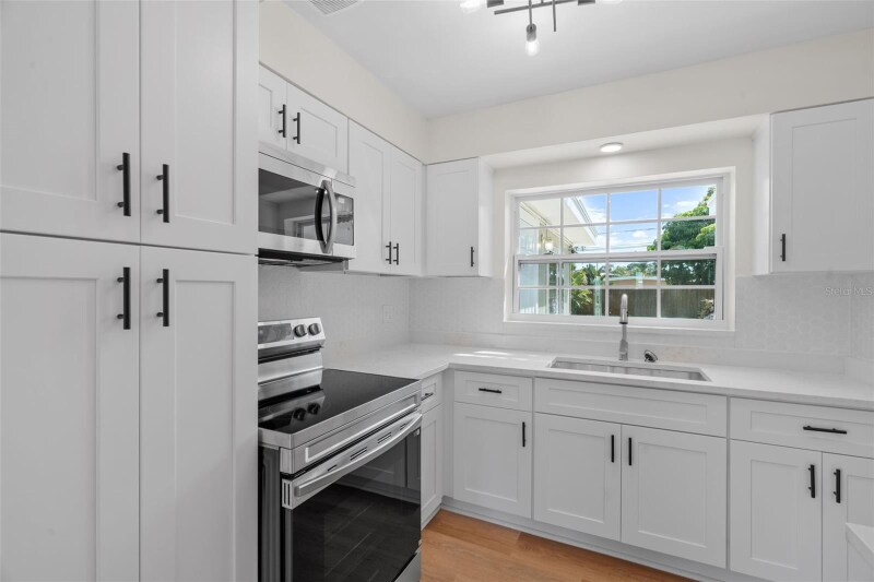 Building Photo - 5916 Gulfport Blvd S