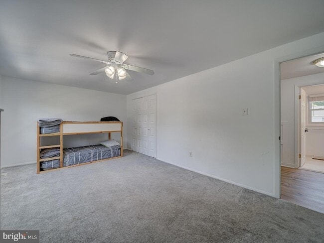 Building Photo - 1782 Shaftsbury Ave