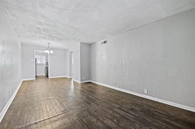 Building Photo - 5418 Reiger Ave
