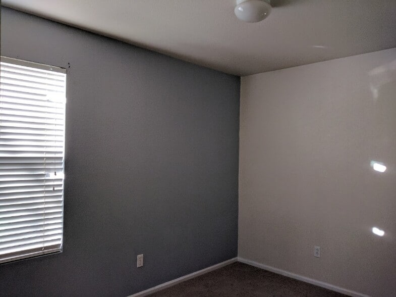Building Photo - 6715 Autumn Ridge Dr