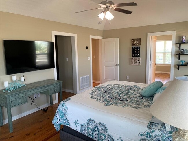 Building Photo - 13807 Mutiny Ln