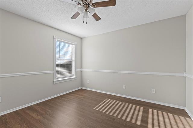 Building Photo - 1543 Englewood Dr