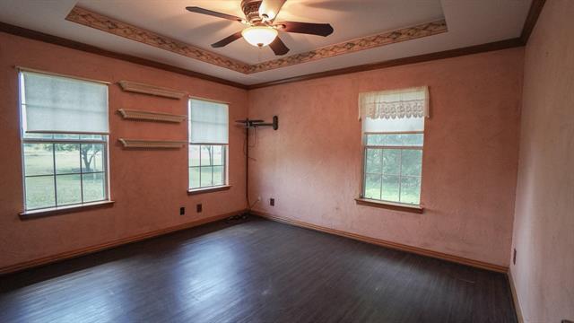 Building Photo - 1044 N King Rd