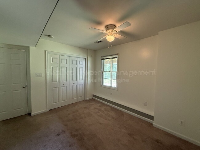 Building Photo - 17493 American Way