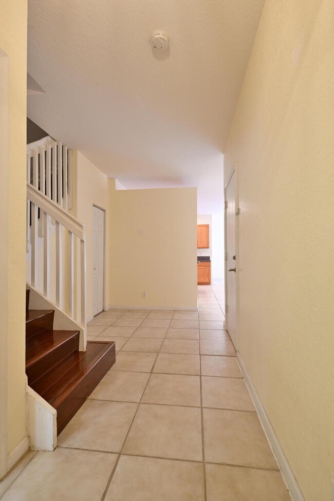 Building Photo - 2789 S Evergreen Cir