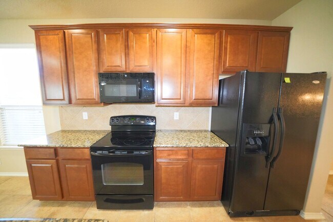 Building Photo - Immaculate Rental Now Available in Cibolo!...