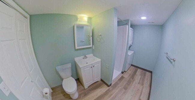 Building Photo - Pet Friendly + Great Location + Stainless ...