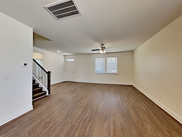 Building Photo - 211 Stowe Rd