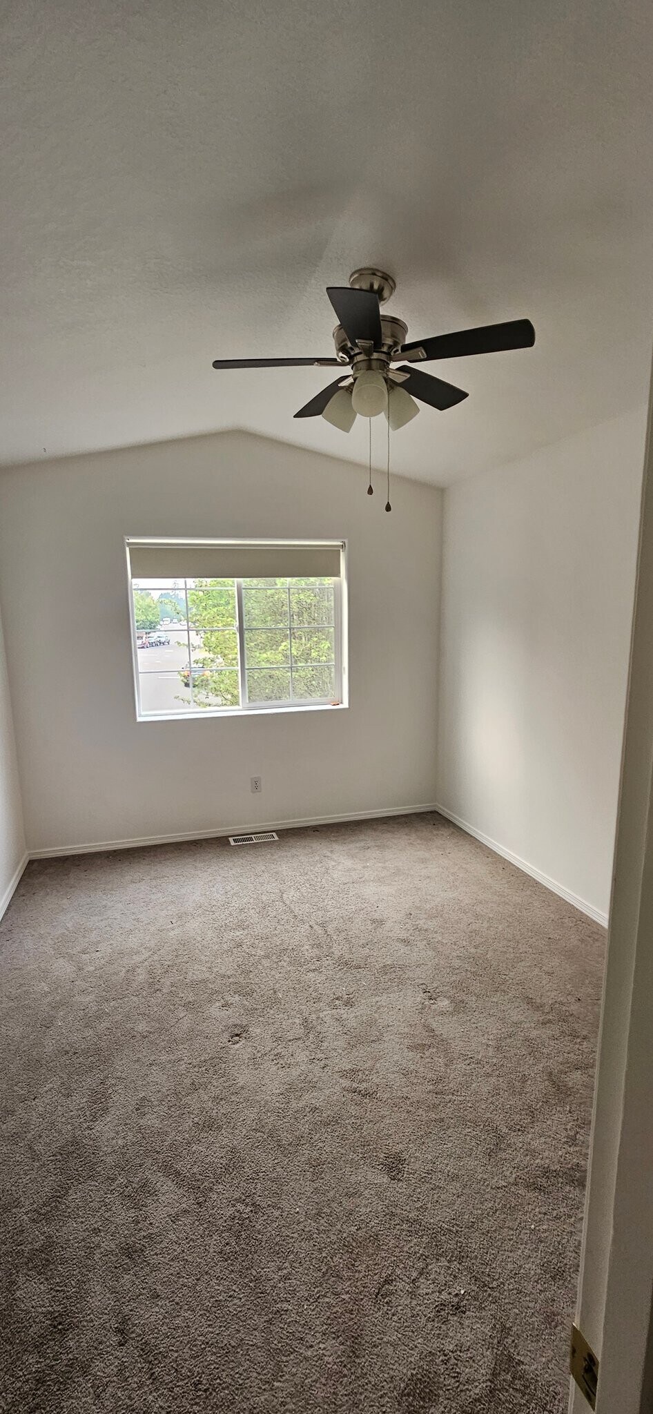 Building Photo - 15303 NW Blakely Ln