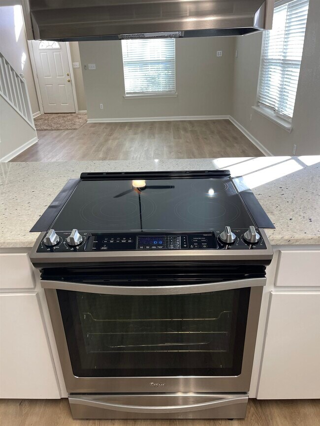 Building Photo - 3031 Royal Palm Way
