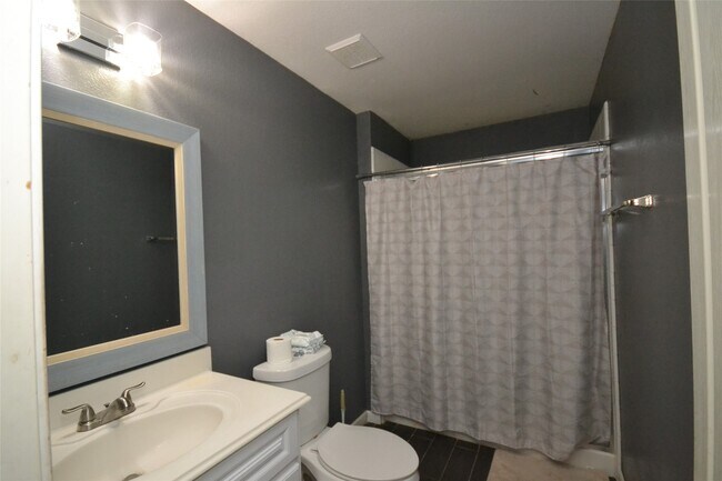 Building Photo - 20751 Cypress Post Dr