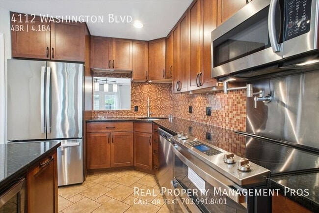 Building Photo - 4112 Washington Blvd