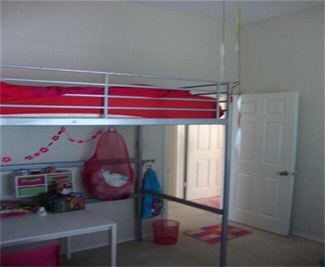 Building Photo - 22818 Brafferton Ln
