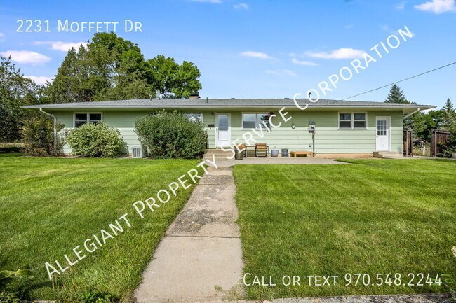 Primary Photo - 2231 Moffett Dr