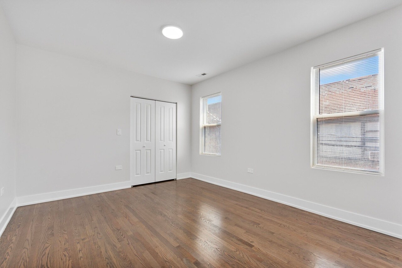 Building Photo - 7446 S Luella Ave