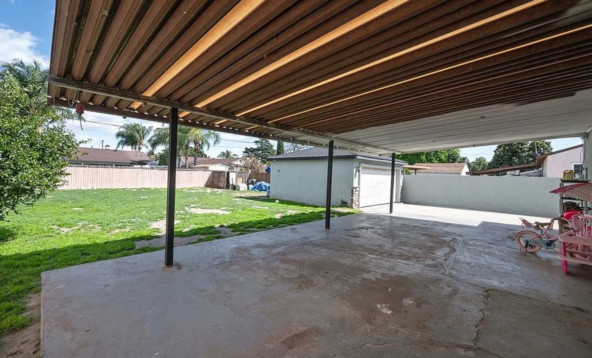 Building Photo - 2146 S Towne Ave