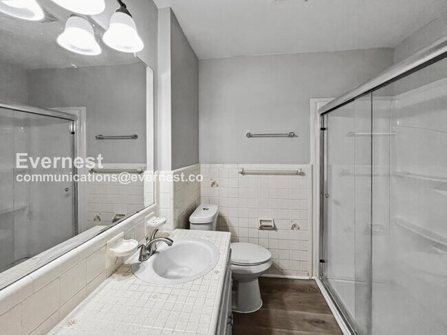 Building Photo - 3 Bed, 1.5 Bath Home with Carport / Pet-Friendly / Vouchers Accepted / Available Now!