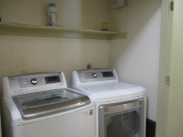 Building Photo - 10706 International Blvd