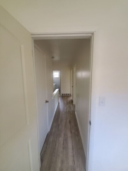 Building Photo - 23756 Banbury Cir