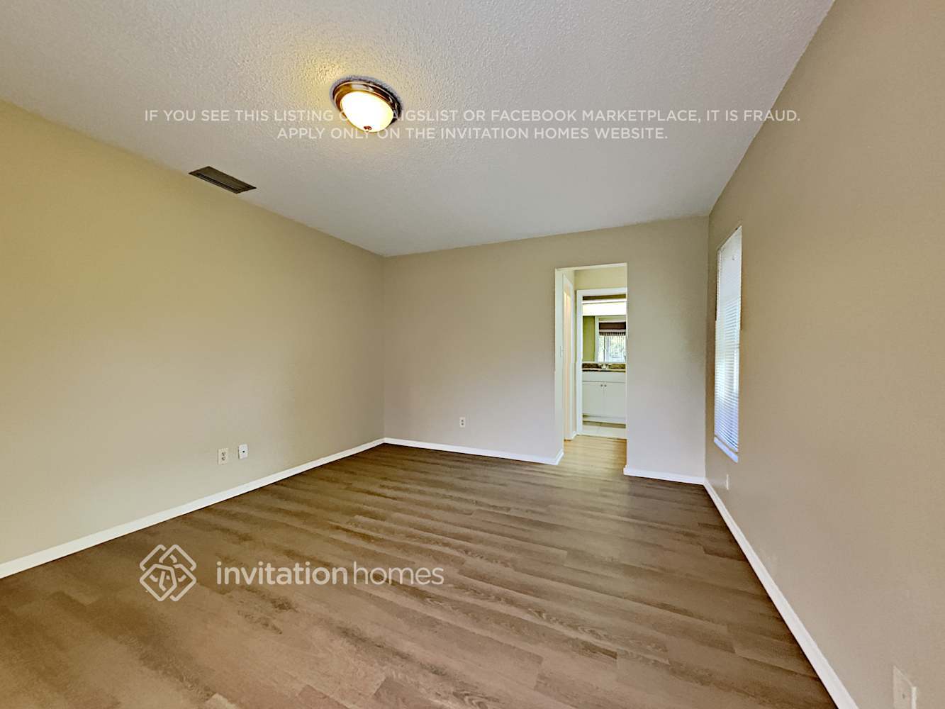 Building Photo - 2059 Sandpiper Dr