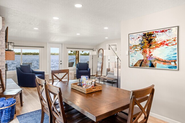 Living/Dining - 27166 Little Floyd Lake Rd