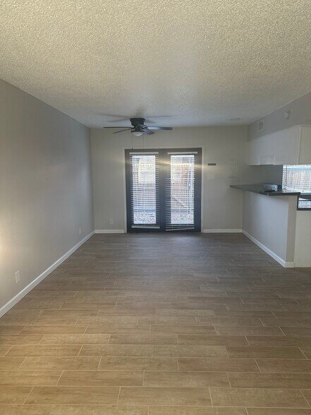 Primary Photo - 2447 S Graham Dr