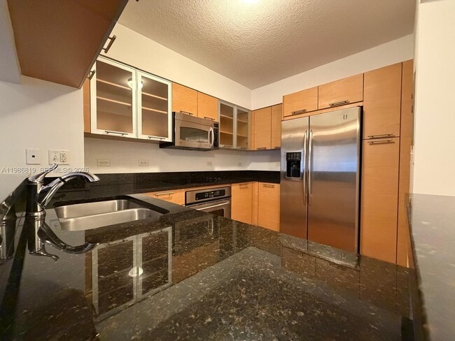 Building Photo - 31 SE 5th St