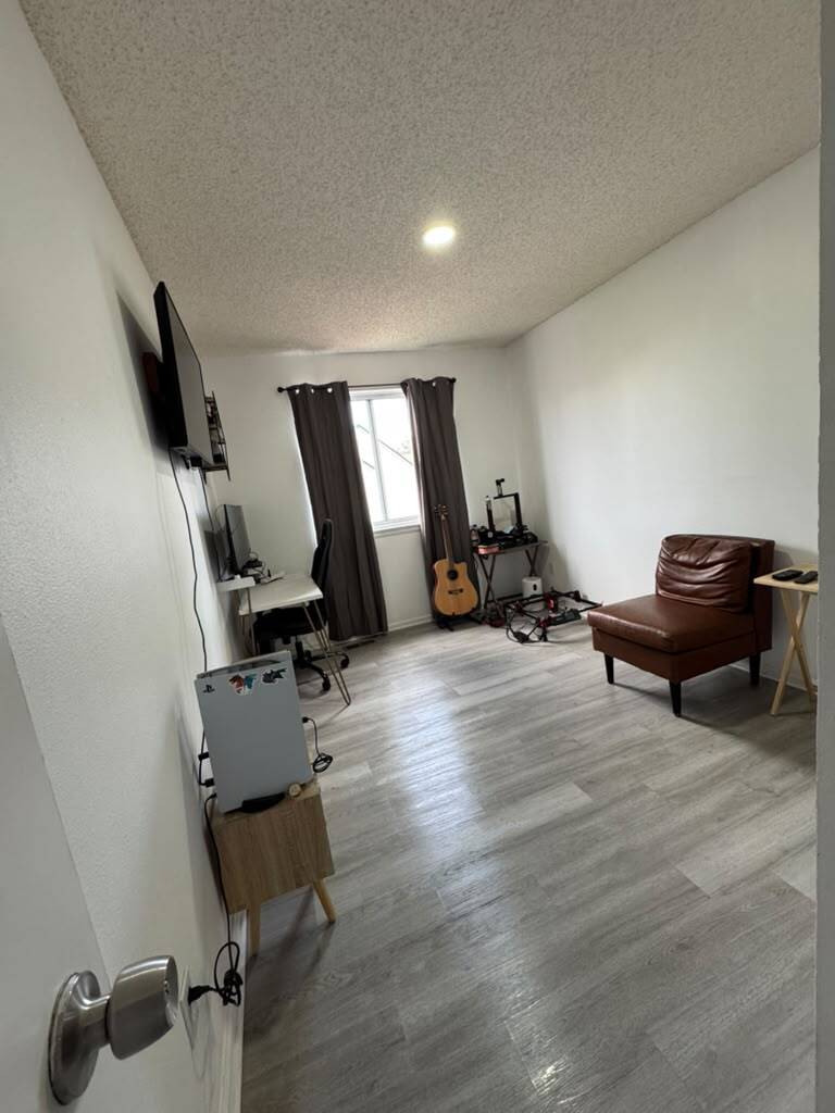 Building Photo - 4064 Dunkirk Ct