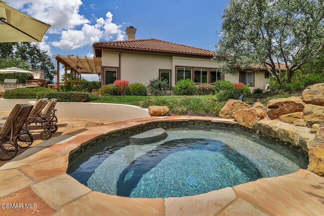 Building Photo - 1808 Crystal View Cir