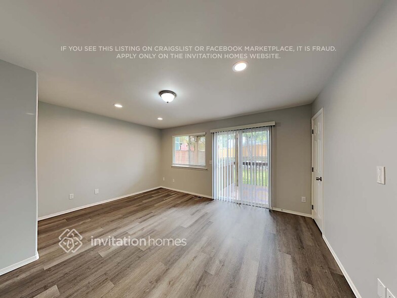 Building Photo - 1906 111th Dr SE