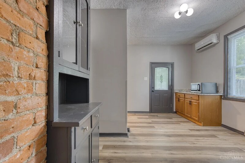 Building Photo - 4524 Innes Ave