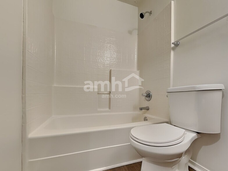 Building Photo - 3040 Bethwicke Ct