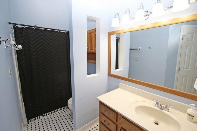 Building Photo - 4352 Cobblestone Knoll Dr