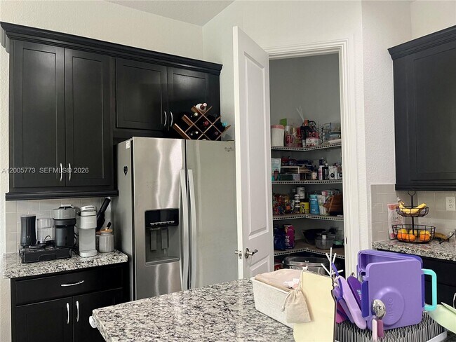 Building Photo - 1346 SW 113th Terrace