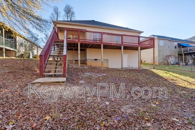 Building Photo - 808 Tyler Woods Dr