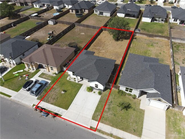 Building Photo - 23 N Sugar Bear Dr