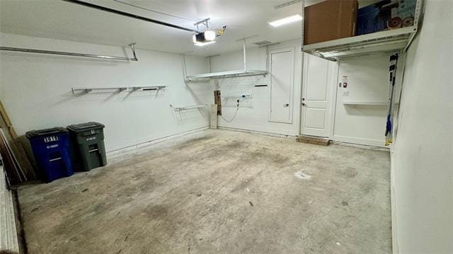 Building Photo - 3018 Zenia Dr