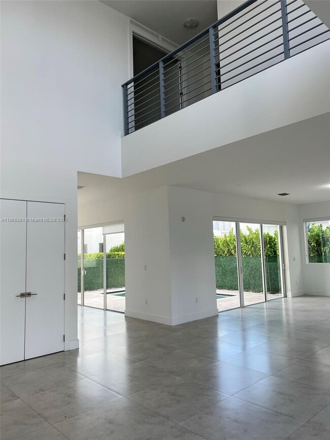 Building Photo - 10066 NW 76th Terrace