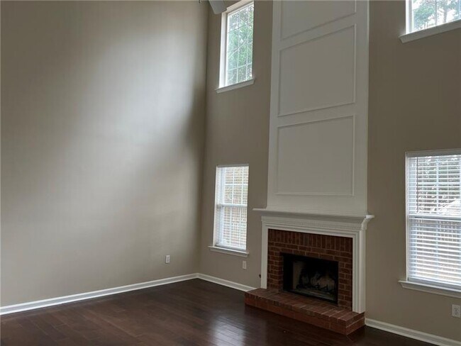 Building Photo - 1348 Woodcutt Pl