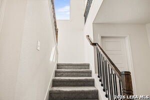 Building Photo - 3508 Under Par