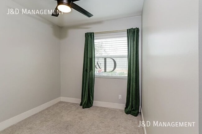 Building Photo - 1708 Marson St