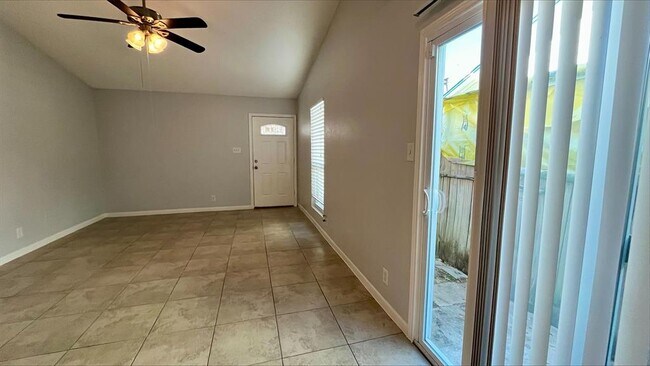 Building Photo - 10701 Lanshire Dr