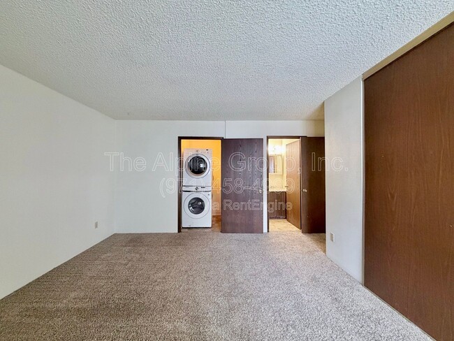 Building Photo - 13325 SW 17th St