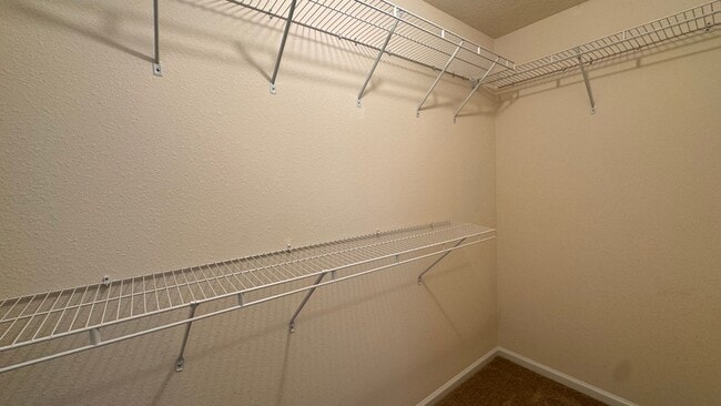 Building Photo - 2/2.5 Townhome in Prestwick – Garage & Screened Patio