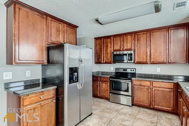 Building Photo - 145 Cotton Dr