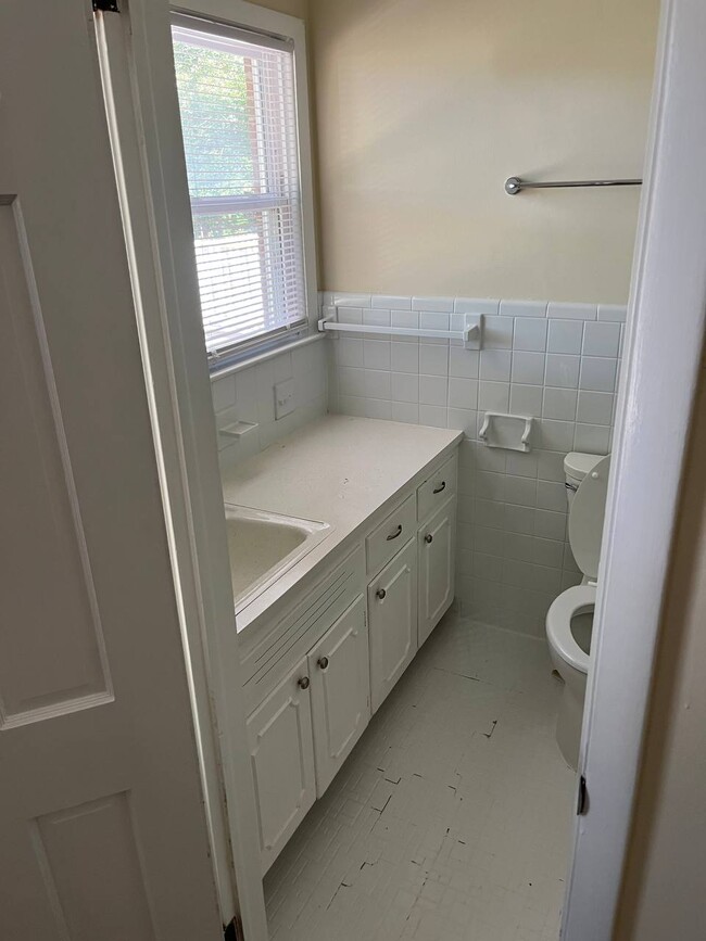 Building Photo - 7817 Knightdale Blvd